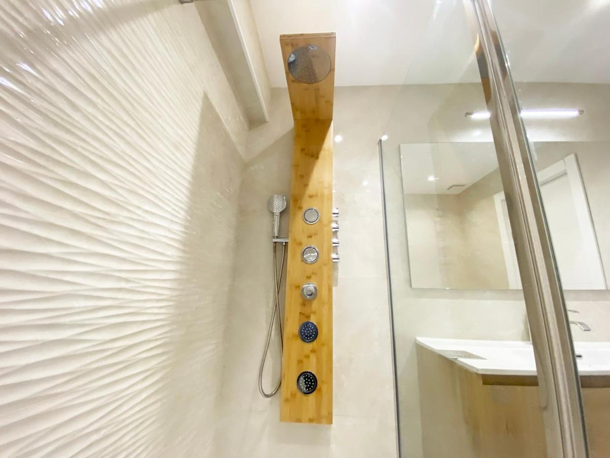 Miramar Luxurious Flat, 3 Double Rooms, Free Parking, Terrace, Completely New سان سيباستيان المظهر الخارجي الصورة