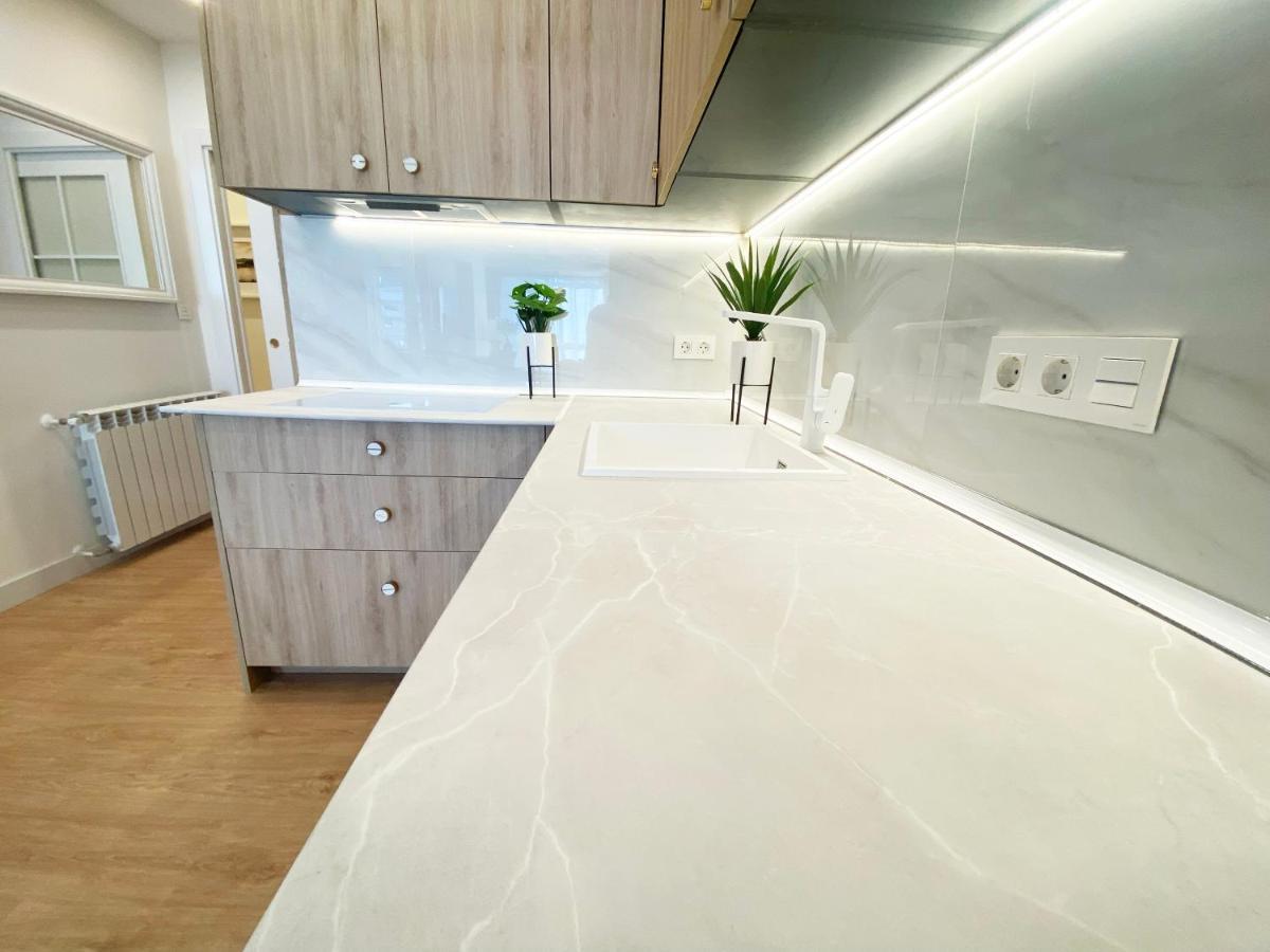 Miramar Luxurious Flat, 3 Double Rooms, Free Parking, Terrace, Completely New سان سيباستيان المظهر الخارجي الصورة